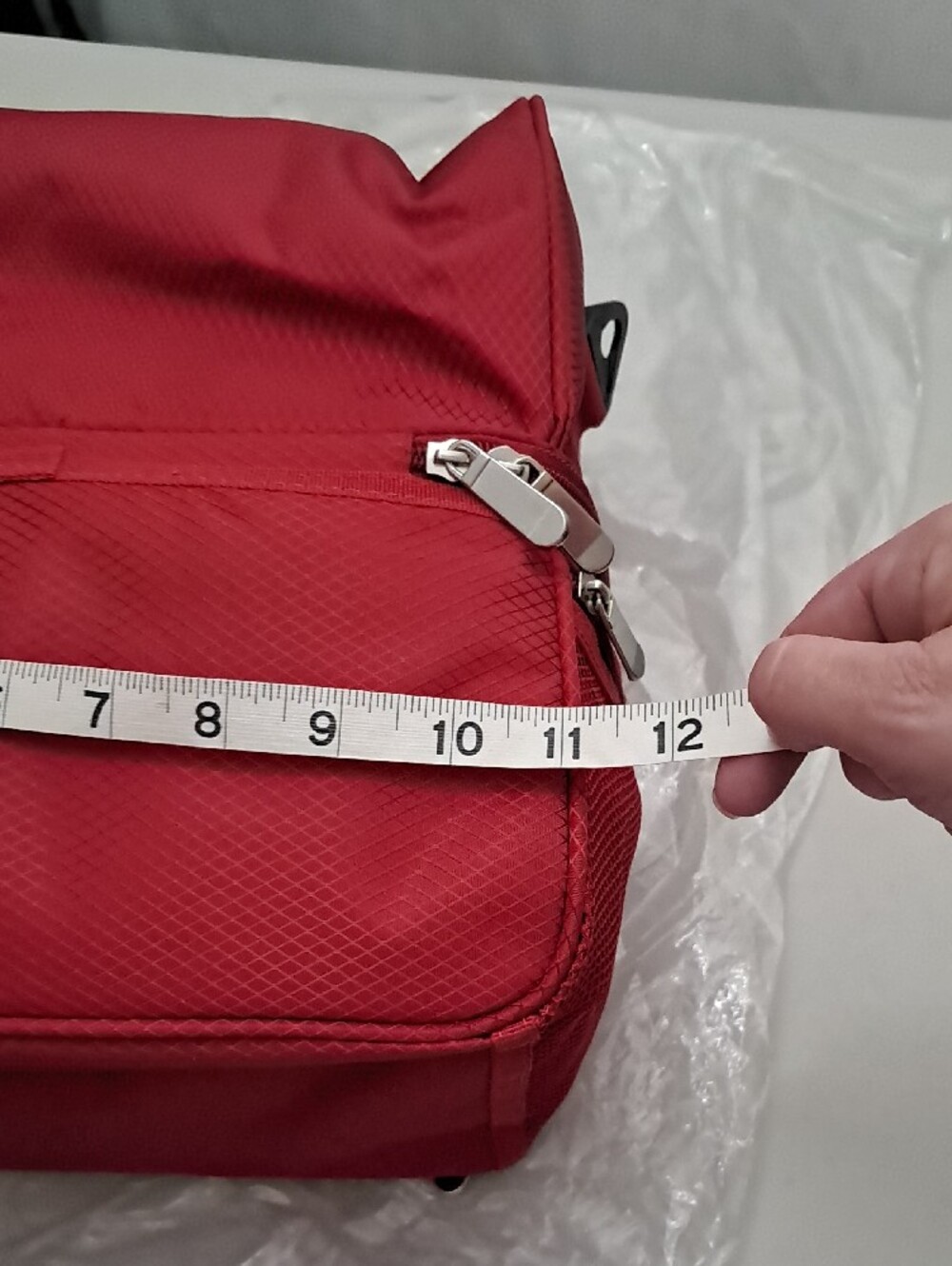 Dr. Pepper Red Insulated Bag - Picture 8 of 11